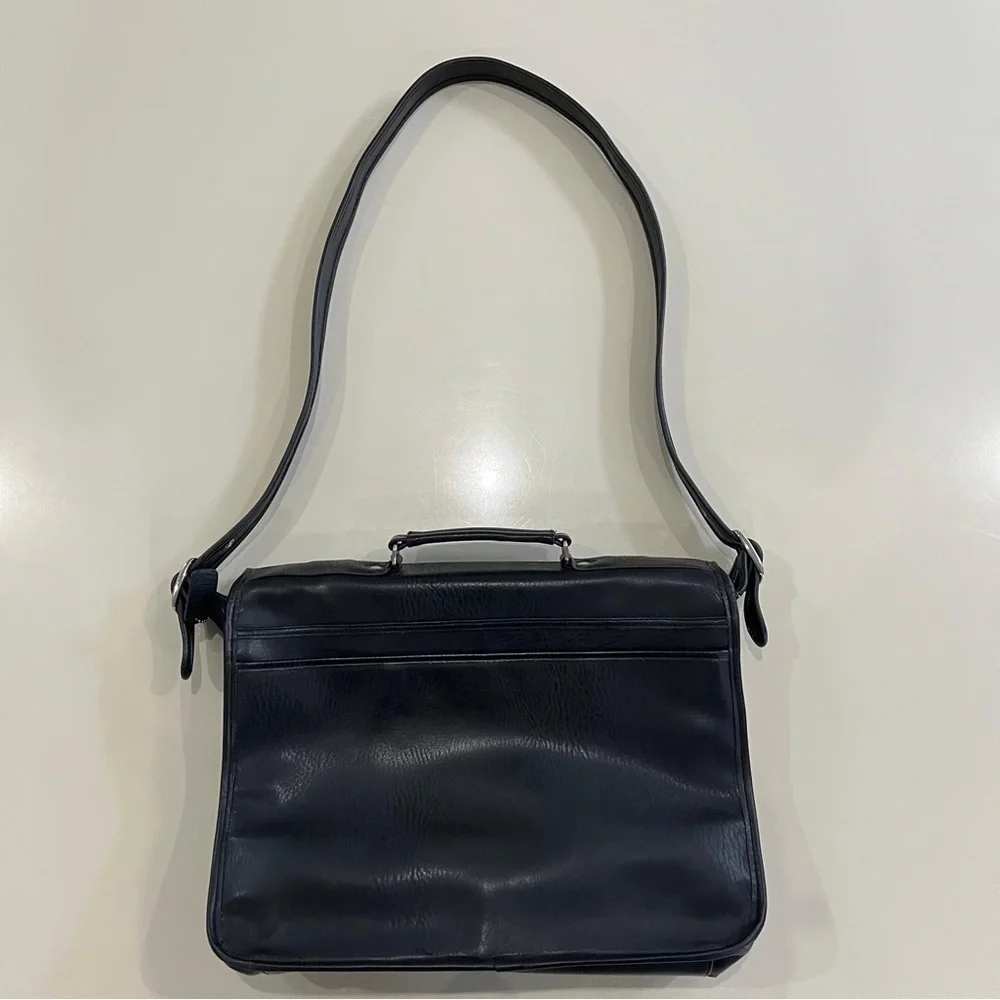 Coach Coach - Picture 5 of 15